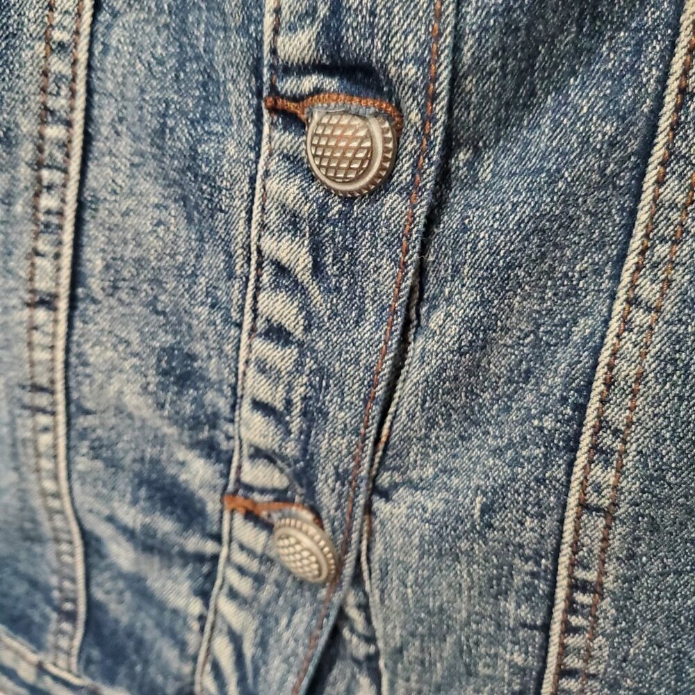 Back In The Saddle Womens Denim Jacket Southwestern Detail Embroidery Rodeo XL - Picture 9 of 11